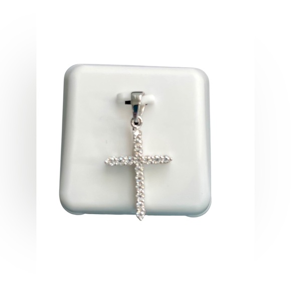 🆕 Cross Moissanite Sterling Pendant and 1 ctwt - Picture 4 of 5
